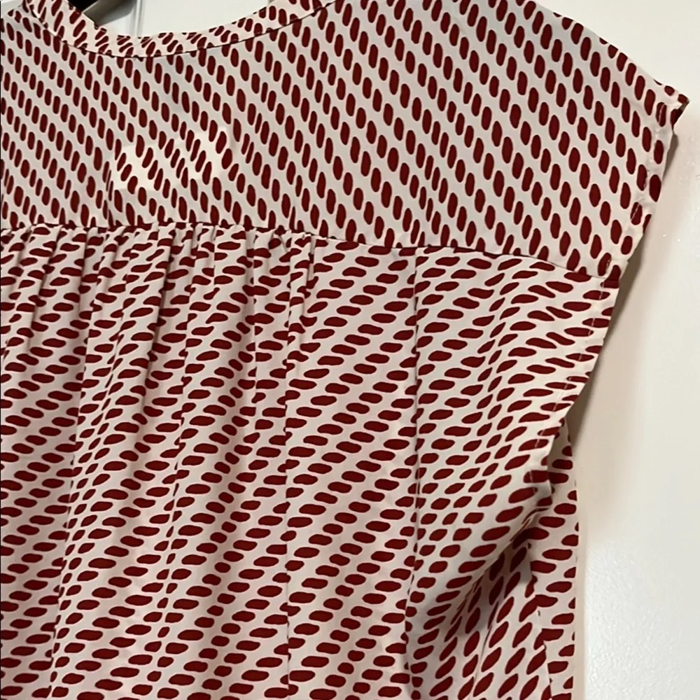 NWOT Banana Republic Asymmetrical Red and White Cap Sleeve Top - Picture 6 of 7